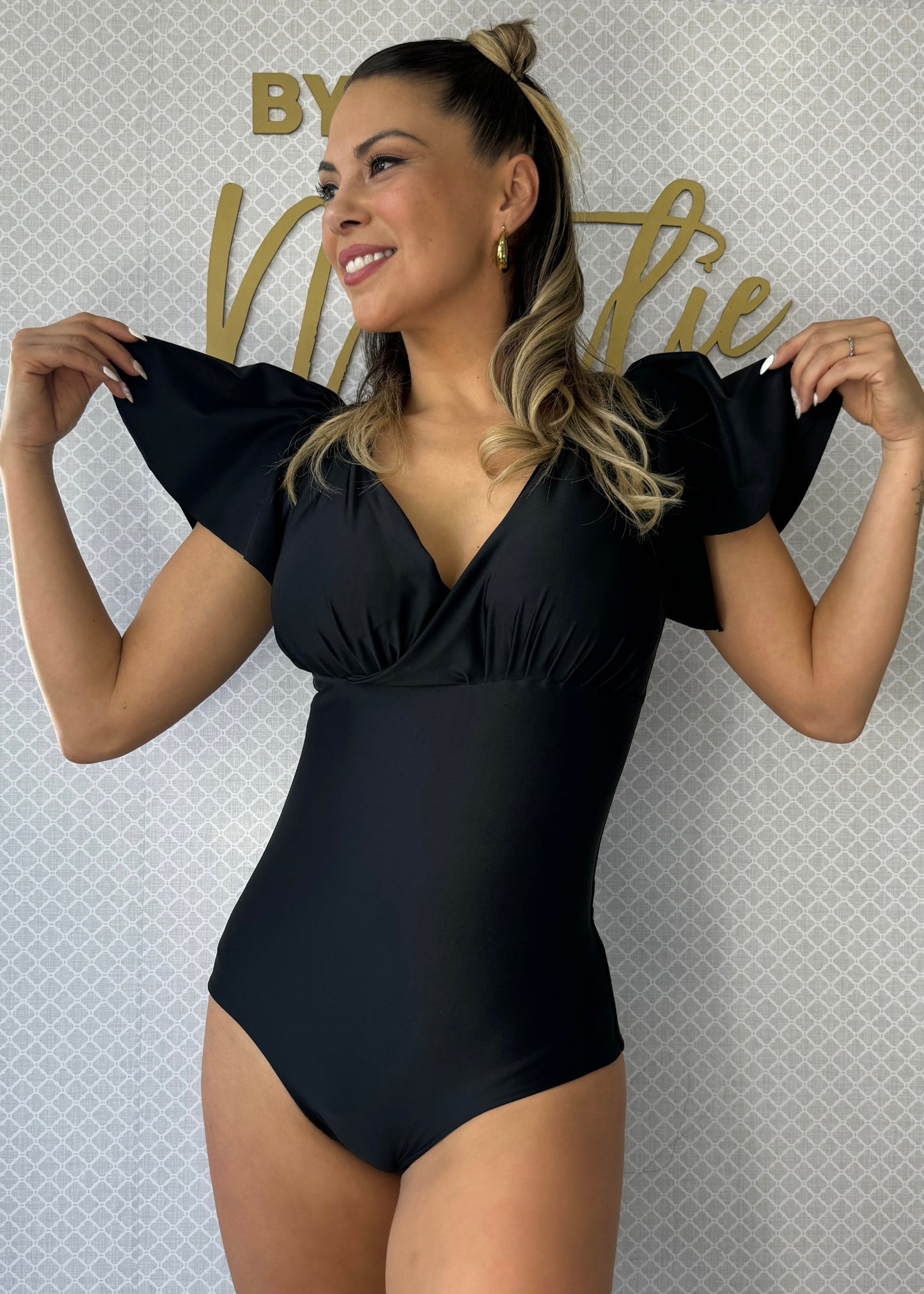 MONOKINI MODELADOR CRUZADO VOLADOS